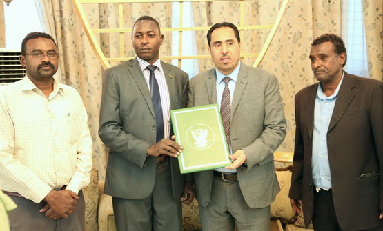 الوزير نايف البكري يثمن دعم السودان للشرعية .. ويوقع برتوكول تعاون شبابي رياضي مع نظيره حيدر قلوكما