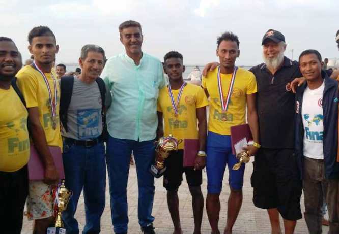 مسجدي يبارك انجاز منتخب حضرموت للسباحة ويؤكد مواصلة اهتمام مكتبه بمختلف الالعاب الرياضية