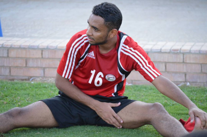 عماد منصور ..أبن حضرموت في  قائمة الأحمر اليماني لمواجهة النيبال