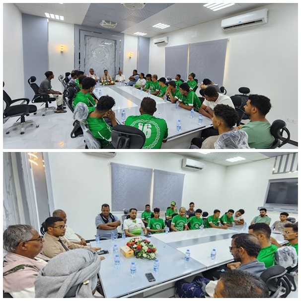  قبل المغادرة للمشاركة في البطولة العربية لكرة اليد : "بن طليب" يلتقي إدارة ولاعبي نادي شباب القطن