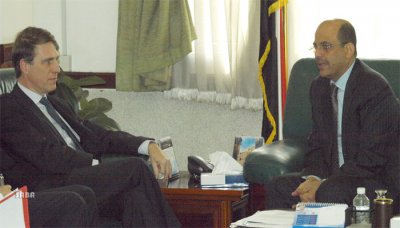 توتال الفرنسية تقدم مقترحات لتحسين أسعار بيع الغاز المسال اليمني