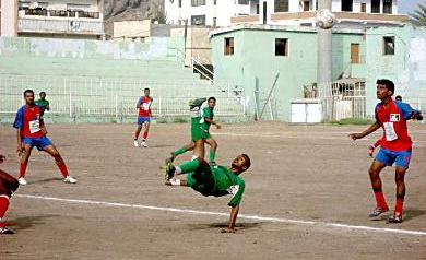 سيئون يواصل عروضه القوية في دوري الثانية