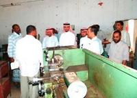 وفد من برامج عبداللطيف جميل لخدمة المجتمع يزور عددا من المعاهد المهنية ومراكز تنمية المجتمع بالمكلا 