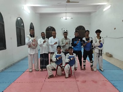 المدير العام لمكتب الشباب والرياضة يطلع على استعدادات منتخب التايكوندو المشارك في بطولة الفقيد الحبشي