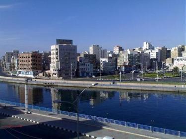 المكلا .. ناد آيل للسقوط