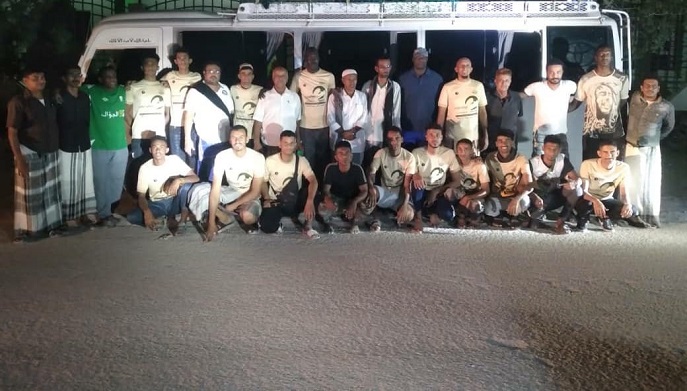 طائرة شباب القطن النسور صوب ثغر اليمن الباسِم