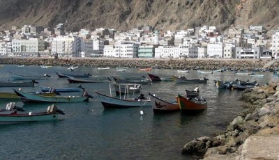 صندوق الإعمار بالمكلا يوزع مستحقات تعويضات القطاع الزراعي بمديرية بروم ميفع