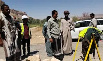 مدير عام مديرية القطن يتفقد سير العمل بمشروع صيانة خط منطقة عقران بالمديرية