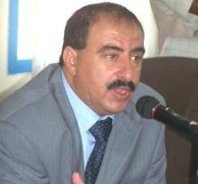 هاجر يلتقي بالمقاولين المنفذين للمشاريع الخدمية في حضرموت