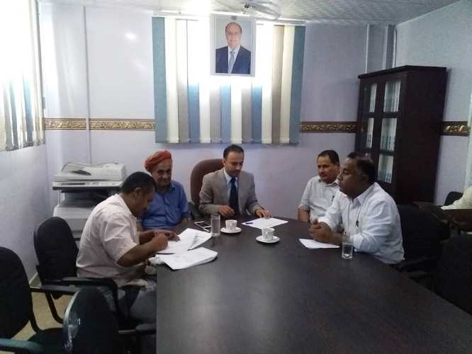 التوقيع على اتفاقية مشروع اعادة تأهيل ملعب الشهيد معاوية بمحافظة لحج بمبلغ وقدره ( 515.712.481) ريال 