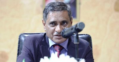 محافظ حضرموت يشيد بأداء الوحدات العسكرية في انجاح الخطة الأمنية ويبحث مع قادتها الاستعدادات للعشر الأواخر وعيد الفطر المبارك  .