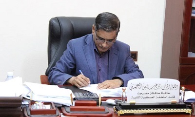 محافظ حضرموت يوجه بسرعة تجهيز وتسيير قافلة إغاثة لمساعدة المواطنين في محافظة عدن
