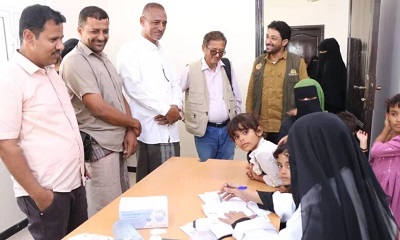 مدير عام مديرية الريدة وقصيعر يدشن القافلتين الطبيتين التخصصيتين بمستشفى الريدة الشرقية العام والمركز الصحي بقصيعر