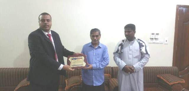 محافظ حضرموت يلتقي بالأندية الرياضية ويكرّم شباب حضرموت المتألقين بالمحافل العربية والدولية ضمن الأمسيات الرمضانية