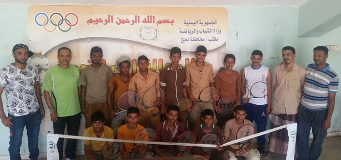محافظة لحج تدشن لعبة تنس الميدان