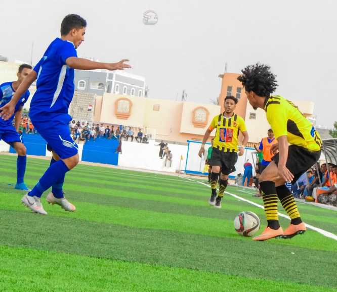 صقر تعز يفوز بصعوبة على هلال الحديدة.