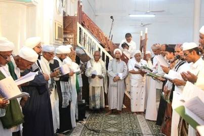 رباط الاسعاد للدراسات الاسلامية يختتم دوراته العلمية تزامنا مع الذكرى ال 12 لحولية وفاة العلامة الشيخ / عبدالله بن محمد باعباد ليلة عرفة