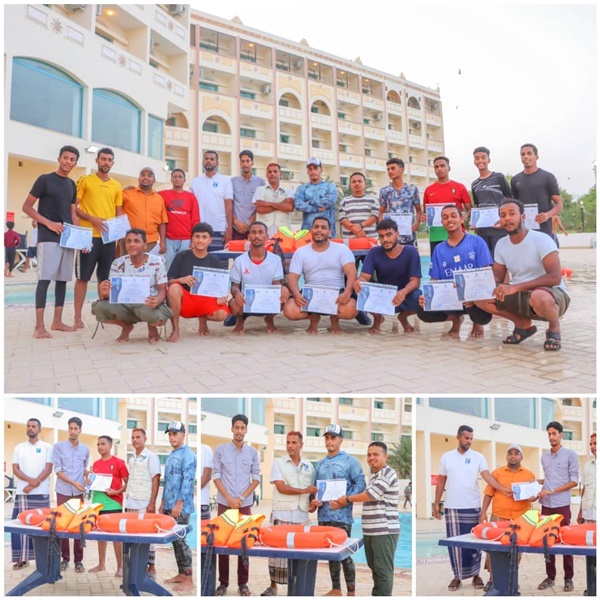 اختتام ناجح للدورة النوعية لتعلم وتطبيق السباحة والانقاذ بالمكلا 