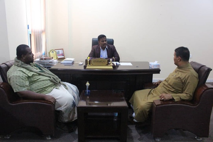 الوكيل باضاوي يلتقي رئيسي اتحاد كرة اليد بالمحافظة لمناقشة انطلاقة النسخة الأولى لبطولة كأس حضرموت لكرة اليد