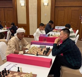 بدعم المدير العام لمكتب وزارة الشباب والرياضة شطرنجيو وادي حضرموت يشاركون في بطولة آسيا للشطرنج 