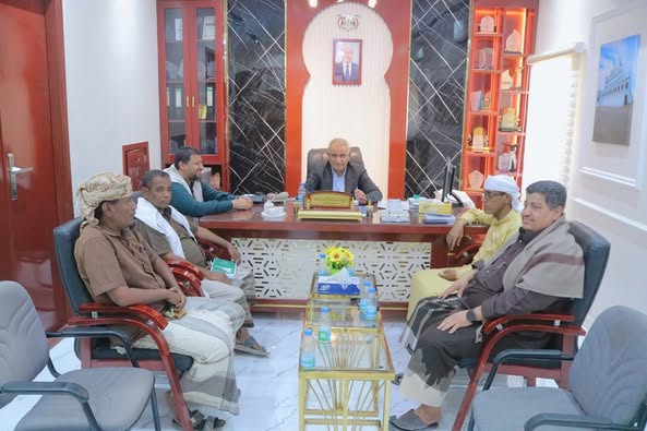 مدير عام سيئون يطلع على أوضاع نادي بور الرياضي واستعداداته لاحتضان بطولة كأس حضرموت الثقافية السابعة