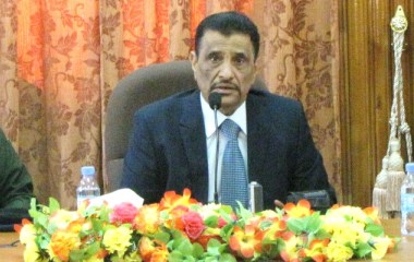 وكيل حضرموت لشئون الوادي والصحراء يؤكد تضافر الجهود الرسمية والاهلية لتأمين مخرجات التعليم