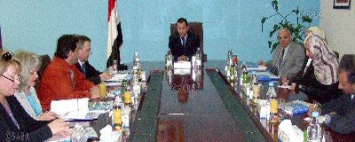 الغرفة التجارية تحث المغتربين اليمنيين الإستثمار في الوطن