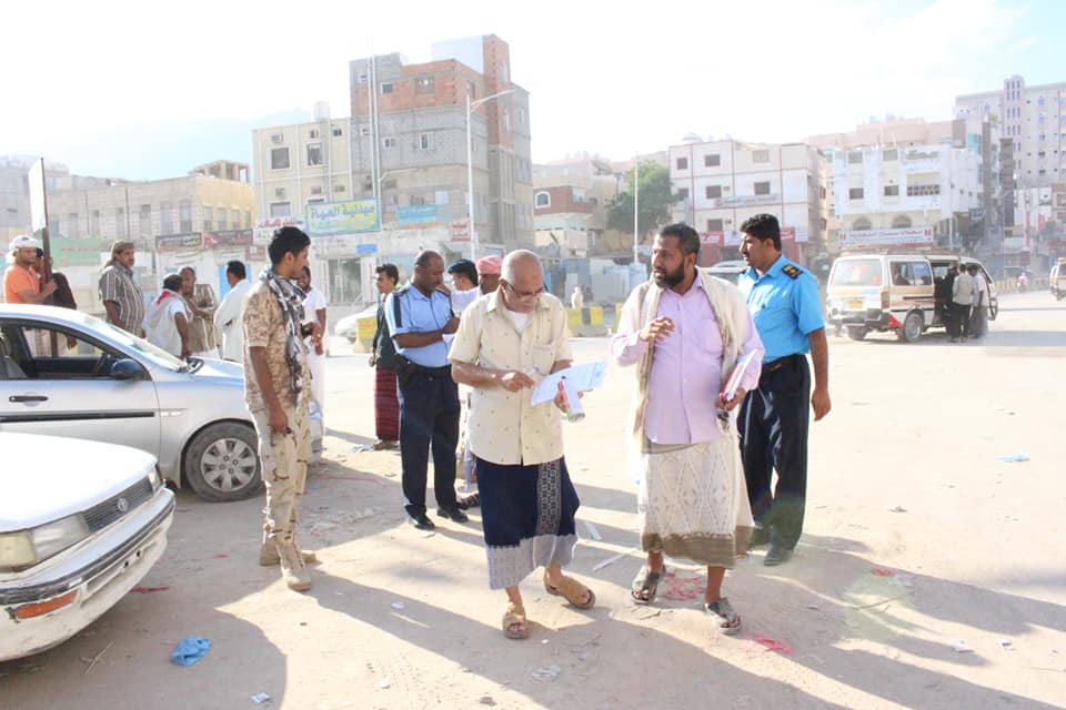 نزول ميداني للجنة المشكلة من قبل مدير عام الأمن والشرطة بساحل حضرموت للخطوط الداخلية بمدينة المكلا