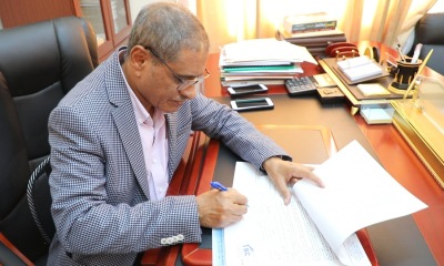المحافظ البحسني يرعى التوقيع على مناقصات ثلاثة مشاريع خاصة بالمياه في عدد من مديريات المحافظة