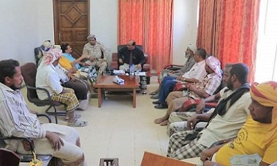 اجتماع بسيئون لاتخاذ الإجراءات سريعة لمكافحة الجراد الكثيف المنتشر على مساحات واسعة في وادي حضرموت