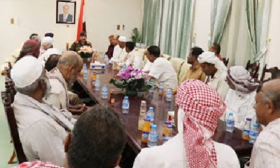 وزير الداخلية يلتقي بعقال الأحياء بمديرية سيئون 