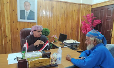 مدير عام ثمود يلتقي بمندوب منطقة الرايغ الشيخ سالم بن عازم المنهالي ويعتمد صف دراسي