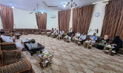 محافظ حضرموت يطلع على نشاط اللجنة التحضيرية المؤقتة لاستئناف نشاط منتدى الخيصة الثقافي
