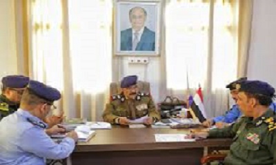 وكيل وزارة الداخلية يناقش آلية توحيد ارقام المركبات بالمحافظات المحررة
