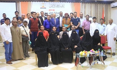 عاجل : محافظ حضرموت يعقد لقاءًا بالوكلاء والقادة العسكريين والأمنيين ولجنة مخرجات (حرو) ويعلن إطلاق سراح الشيخ صالح بن حريز