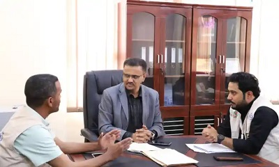 أمين عام حضرموت يبحث التحضيرات لتدشين النسخة الثالثة لمشروع المساعدات الغذائية مقابل التدريب للمؤسسة الطبية الميدانية