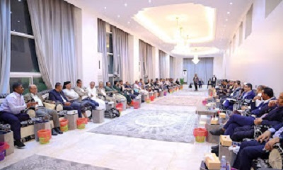 رئيس الوزراء يؤكد الحرص على ان تكون حضرموت نموذجا ملهما في التنمية والنهوض الاقتصادي