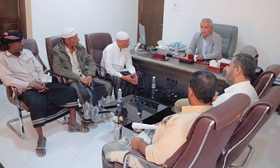 مدير عام سيئون يناقش أوضاع إدارة الأشغال العامة والطرق بالمديرية