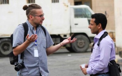 القاعدة تتحدث عن العملية الامريكية في حضرموت وتهدد واشنطن باعدام الصحفي سامرس