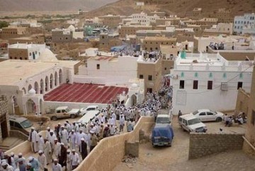 مناقشة ترتيبات الأوضاع الأمنية لزيارة شعب نبي الله هود بمدينة سيئون