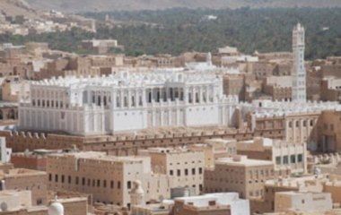 خطباء المساجد يستعرضون فضيلة الاحتفاء بالمولد النبوي الشريف