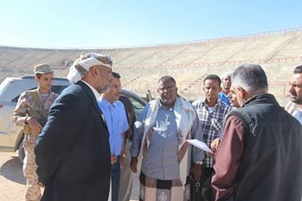 في زيارته لإستاد سيئون الاولمبي.. وكيل محافظة حضرموت عصام الكثيري يوجه مكتبي الشباب والرياضة والاشغال المحلية بسرعه تجهيز الاستاد لافتتاحه في الفترة القريبة القادمة