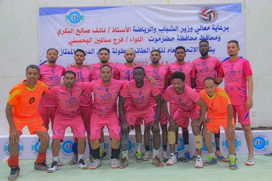 طائرة سيؤون تحسم بطاقة التأهل الثانية للدور النهائي بالفوز على الاتفاق .