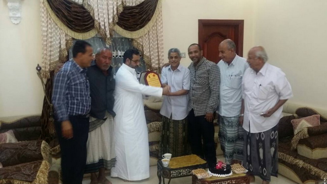 التلال يكرم حسن سعيد قاسم