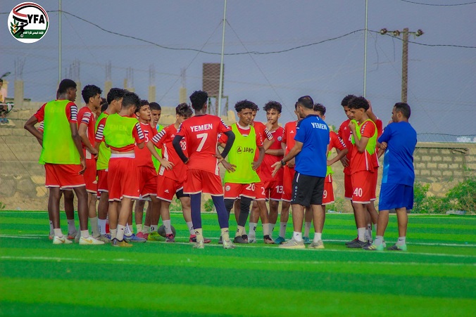 بعثة منتخب الناشئين تصل مدينة المكلا 