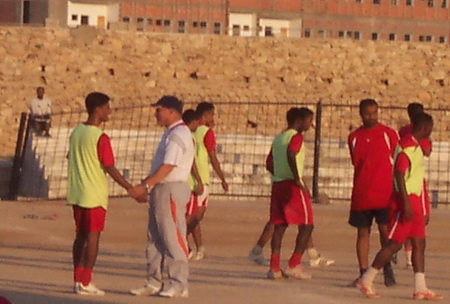مصريان في صفوف شعب حضرموت