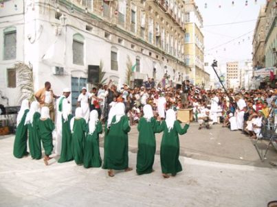 انطلاق قطار الختايم الرمضانية في مدينة المكلا ..ختم مسجد الفلاح الثامن مهرجان كرنفالي بثوب متجدد