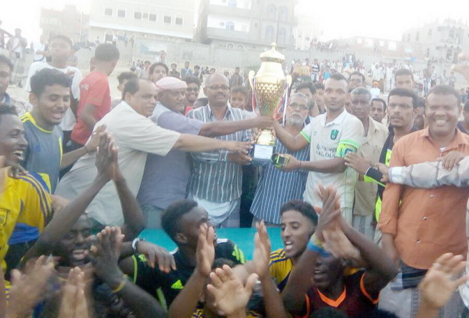 الاسطورة يهزم جارة الوحدة ويتوج ببطولة الدوري الكروي لمدارس الفرقان