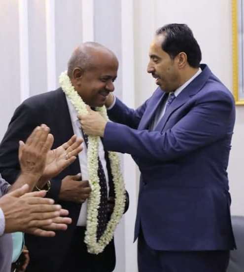 الوزير البكري يبارك للخليفي فوزه برئاسة الاتحاد العربي للرياضات المائية