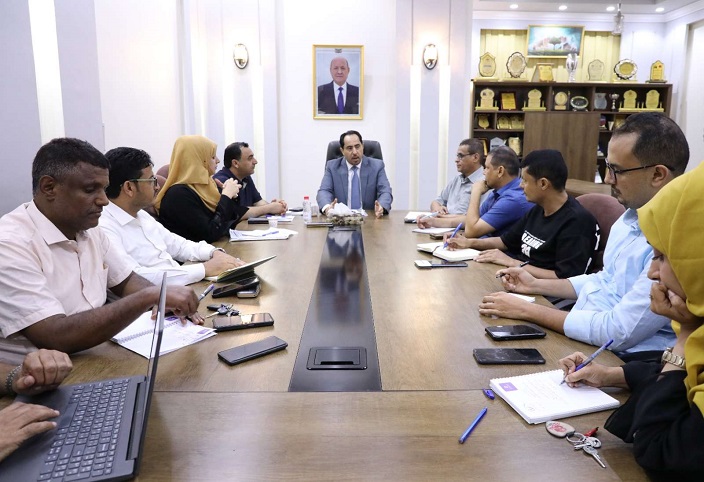 البكري يلتقي "مجموعة العمل الشبابي ويشيد بنجاح حفل تدشين خطة "التمكين"